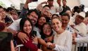 Promete estar siempre cerca
